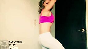 hey, that teen in yoga pants shaking her ass on webcam while twerking and fucking around