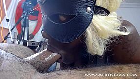 Amazing ebony girl delivers sloppy blowjob