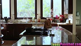 sweet chick vanessa cage fucking hard for pleasure