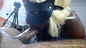 Amazing ebony girl delivers sloppy blowjob