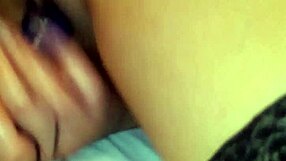 Magyar csaj Viki1 in a homemade reality scene.