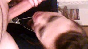 kayla gives blowjob 😘