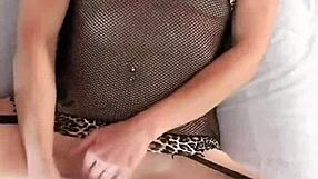 hot milf in lingerie toys herself to orgasm