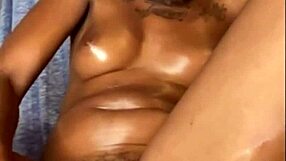 i perky titty ebony squirt and cream messily