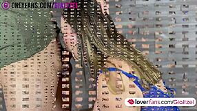 Otel Bakım Elemanı Beni Sertçe Bareback Sikiyor - Gia Itzel