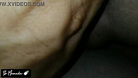 Vizinha casada fugiu de madrugada e veio me mamar gostoso