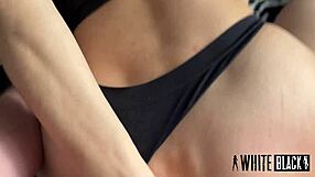 Watch! Student girl's tight ass stretched and fucked by fat dick!