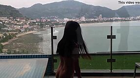 Asian amateur’s holiday blowjob