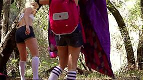 i love outdoor lesbian action