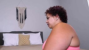 behind the scenes video of kylie in stockings