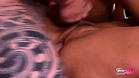 foxes and tera patrick share a casual chat about their interests.