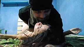 Webcam model shares her daily routine online