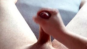 Amateur Handjob and Cumshot on Nice Dick Masturbation