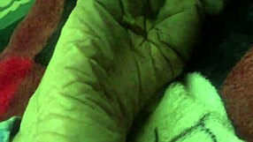 Want to worship Elizabeth's dirty feet?