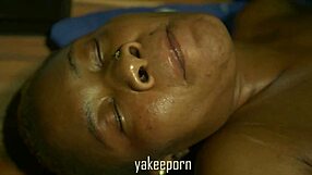 she mourn so loud that i hard to fuck her raw