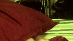 My dear wife shows her pussy 😍