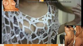 i'm chatting privately with desi princess aditi in a sexy webcam session