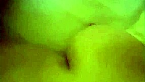 A homemade video of a girl Emma Kohn and her natural body