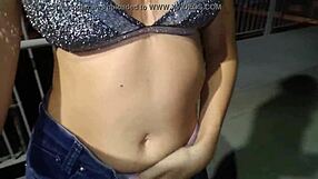 Latina voyeur seeks wild adventure with pernocas!