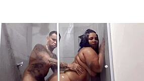 Suzy furacao in the bathroom with amateurs