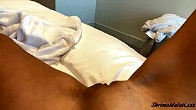 having fun with roxy lips in a hotel room with feet and tattoos