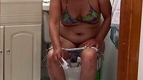 Before Fucking, I Pee to Fit All the Cock in My Pussy and Ass.