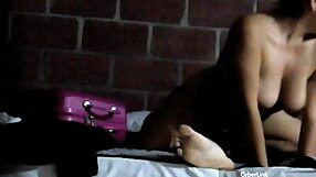 Mature woman enjoys voyeur attention from amateurs 😉