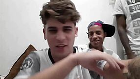 Bastidores do porno meninos transantes e casal sapeca rj