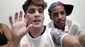 Bastidores do porno meninos transantes e casal sapeca rj