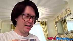 Sophie Sheridan passionately sucks balls before audition