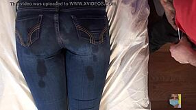 لعنة! مساج مؤخرة جينز من منظور يشعر جيد الليلة