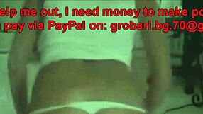 Roberta's seductive webcam dance entices guys in a steamy web chat session