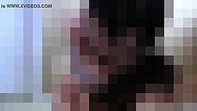 hey, ready for that dreamy footjob with my sexy legs? 😍💦