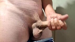 Durar gay amateur masturbates the chore to satisfaction