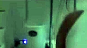 Roberta's seductive webcam dance entices guys in a steamy web chat session