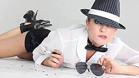 Blonde Pornstar Dahlia Sky Nude Smoking While Masturbating Her Pussy