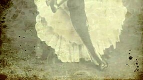 Exploring top twenty vintage beauties from antique eras