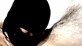 Esposa chupando gostoso!