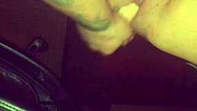 MANDI, the REDHEAD MILF, SQUIRTS and GETS a FACIAL!