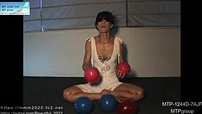 Natural muscle girl in HD video: A Japanese Hentai Experience