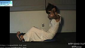 Natural muscle girl in HD video: A Japanese Hentai Experience