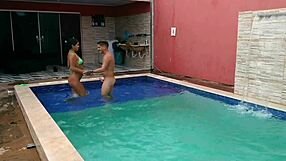 peguei a gravidinha dentro da piscina allë pjtx