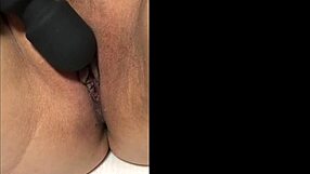 Japanese couple vibes the wife to squirting orgasm