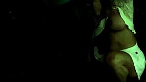 Fui me exibir no túnel e acabei mamando e levando rola gostoso