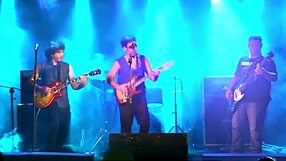 Cinnamon - ROCK N ROLL REBEL on the road! Live now!