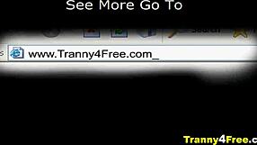 ट्रानी बेंचेल्बी 22cm आउटडोर वेबकैम परफॉर्मेंस में स्टन्स करती है