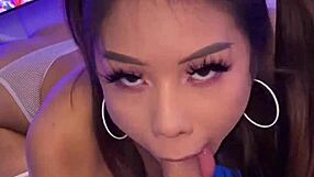 Amateur Sami Parker Performs Off Set