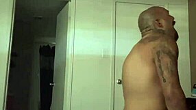 Mexico tends its ass to big cock