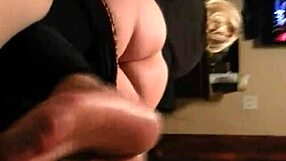 Footjob from my wifey is so bomb?