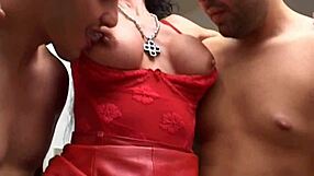 i'm experienced milf laura gettin fucked by two young cocks but i'm never satisfied, always wantin more orgasms